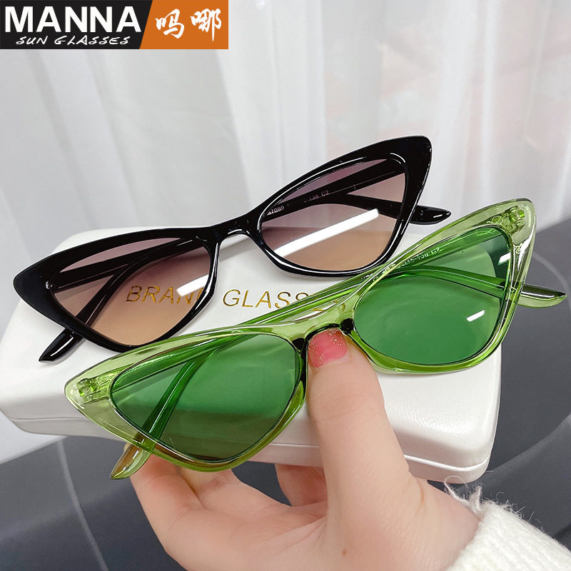 日本coss koko欧美嘻哈眼镜个性糖果色三角猫眼太阳镜时尚潮拍