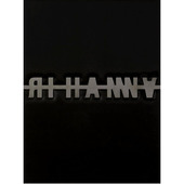 Queen Size 蕾哈娜 Rihanna 现货 原版