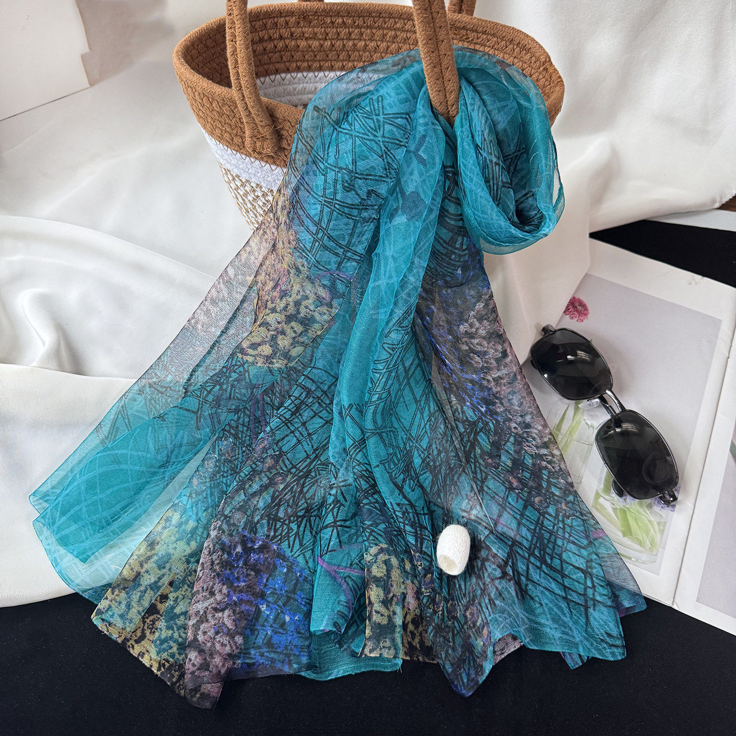 孔雀蓝真丝桑蚕丝丝巾动功能轻薄款百搭护颈围巾纱巾妈妈长款披肩,服饰配件/皮带/帽子/围巾,防晒披肩,淘宝优惠券,粉丝福利购,淘宝优惠卷