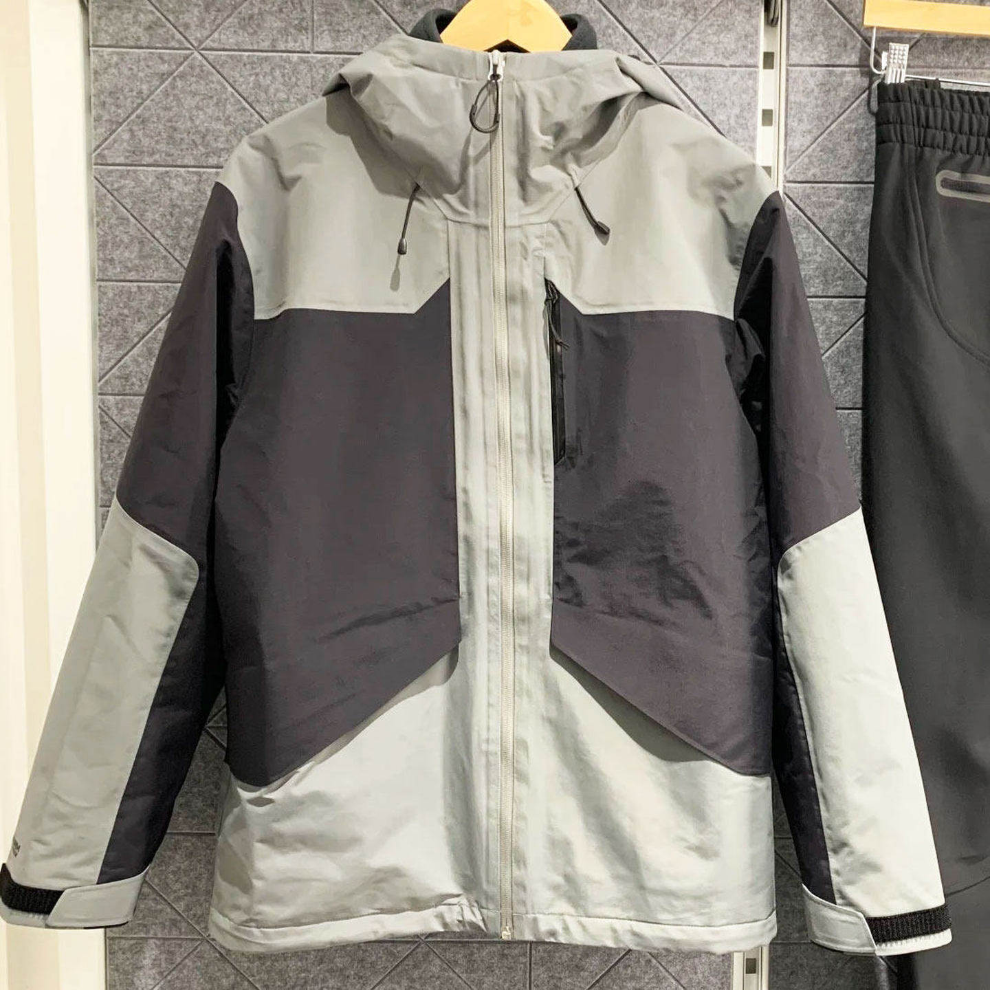 安德玛UA男子冲锋衣秋冬城市野趣系列抓绒内胆三合一外套1389299