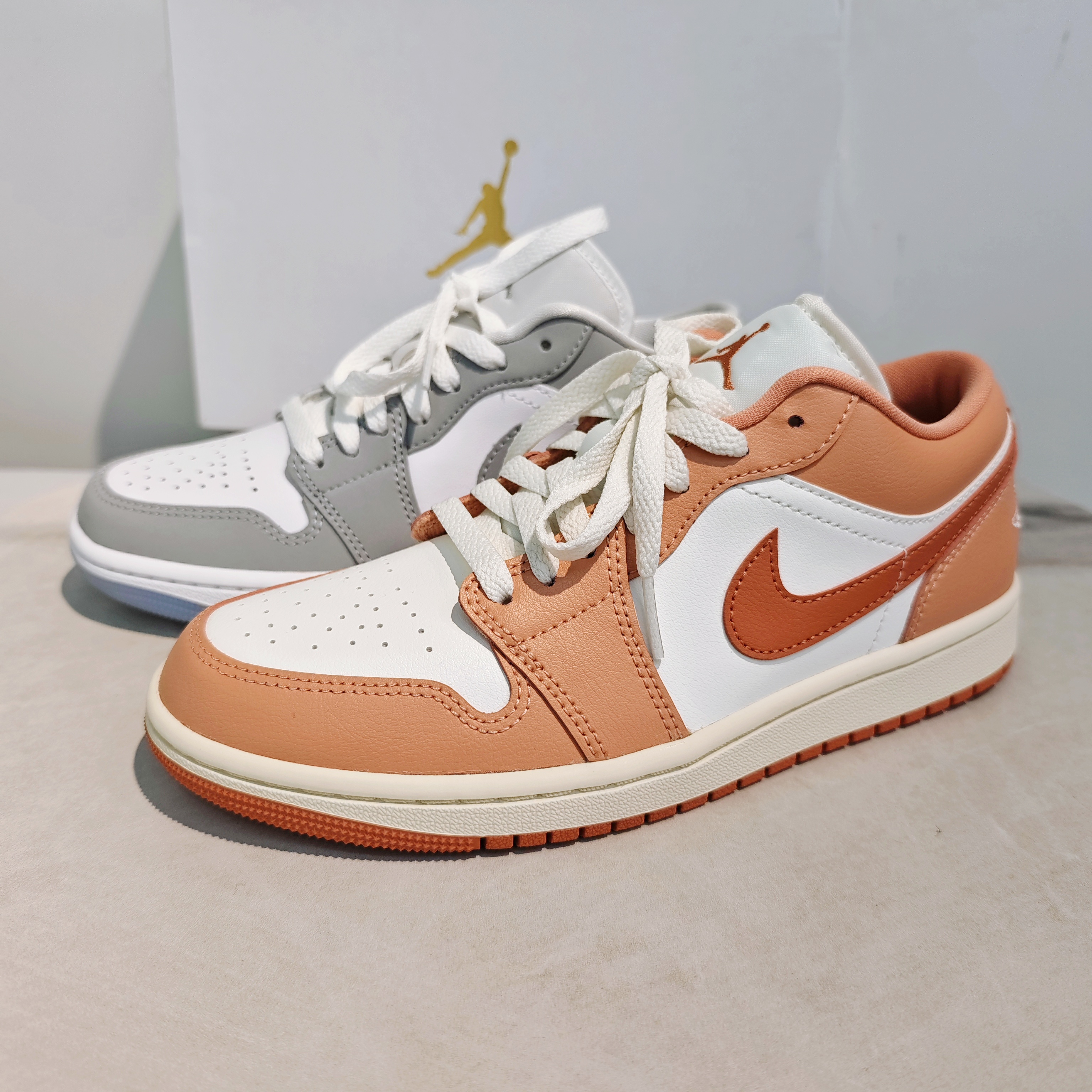 Nike耐克女子运动板鞋篮球鞋