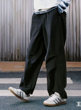 Adidas阿迪达斯三叶草男子25秋季新款褶皱宽松伞裤运动长裤KD4295