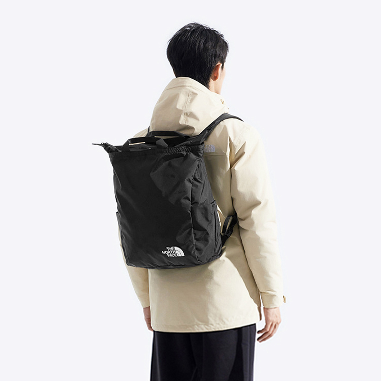 北面男女背包30L轻便耐磨双肩包