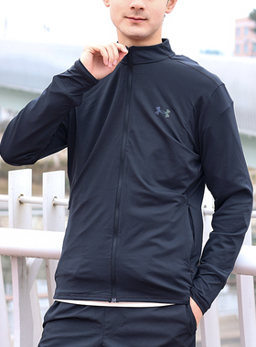 安德玛UA女子25新款EF Crinkle Wvn梭织防风运动休闲外套1390051