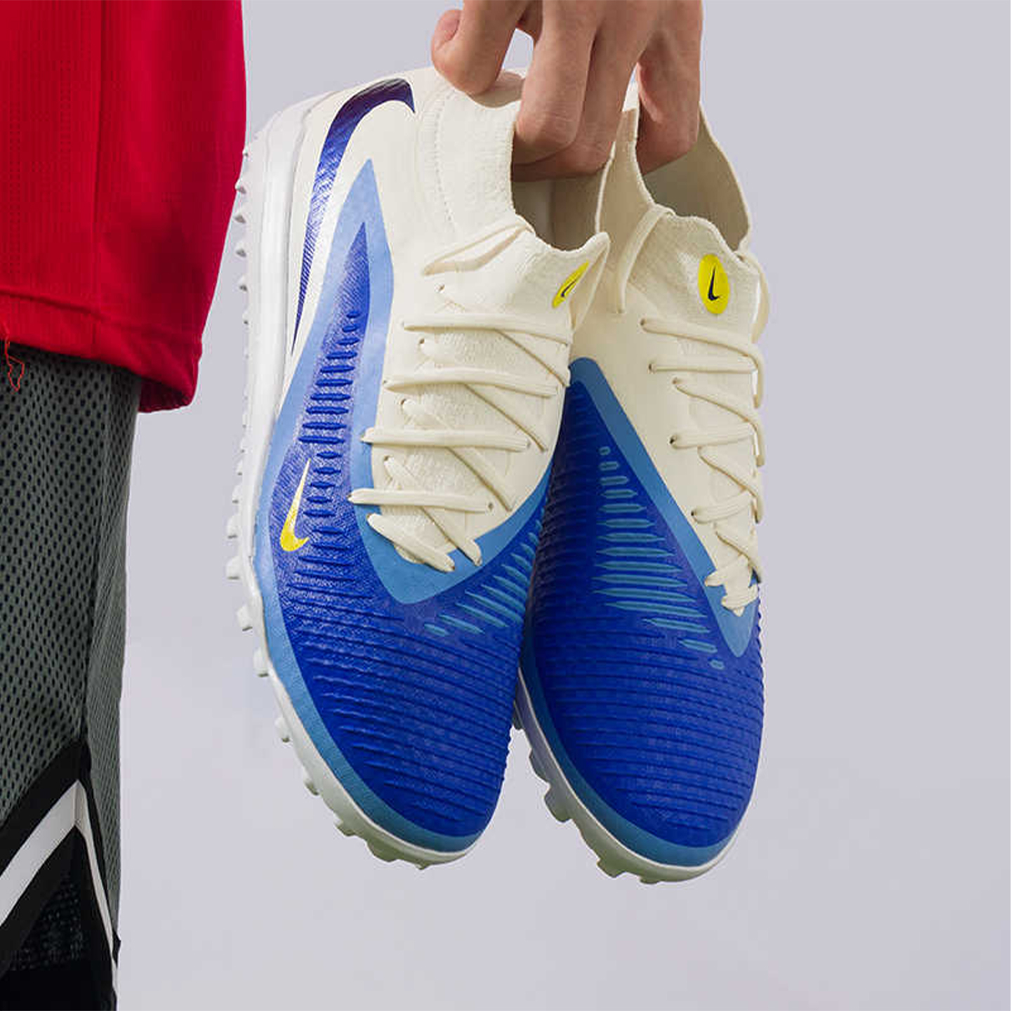 耐克NIKE男鞋25新款PHANTOM 6 ACAD碎钉TF中端人草足球鞋HQ2282