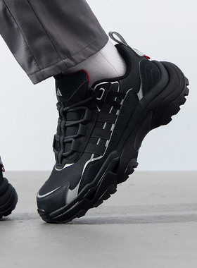 25新款Adidas阿迪达斯男子运动鞋轻便透气缓震耐磨跑步鞋 JR8334