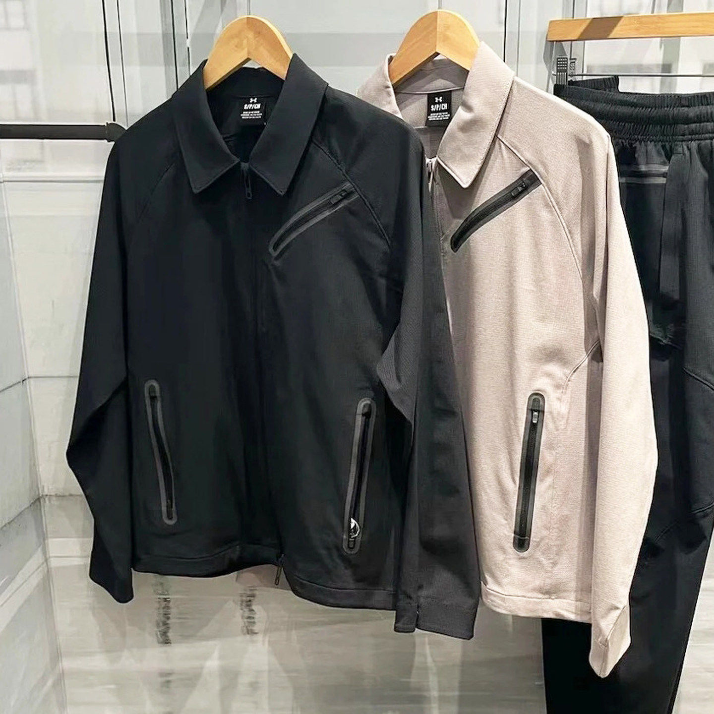 安德玛UA Unstoppable男子训练梭织上衣运动翻领夹克外套1383029