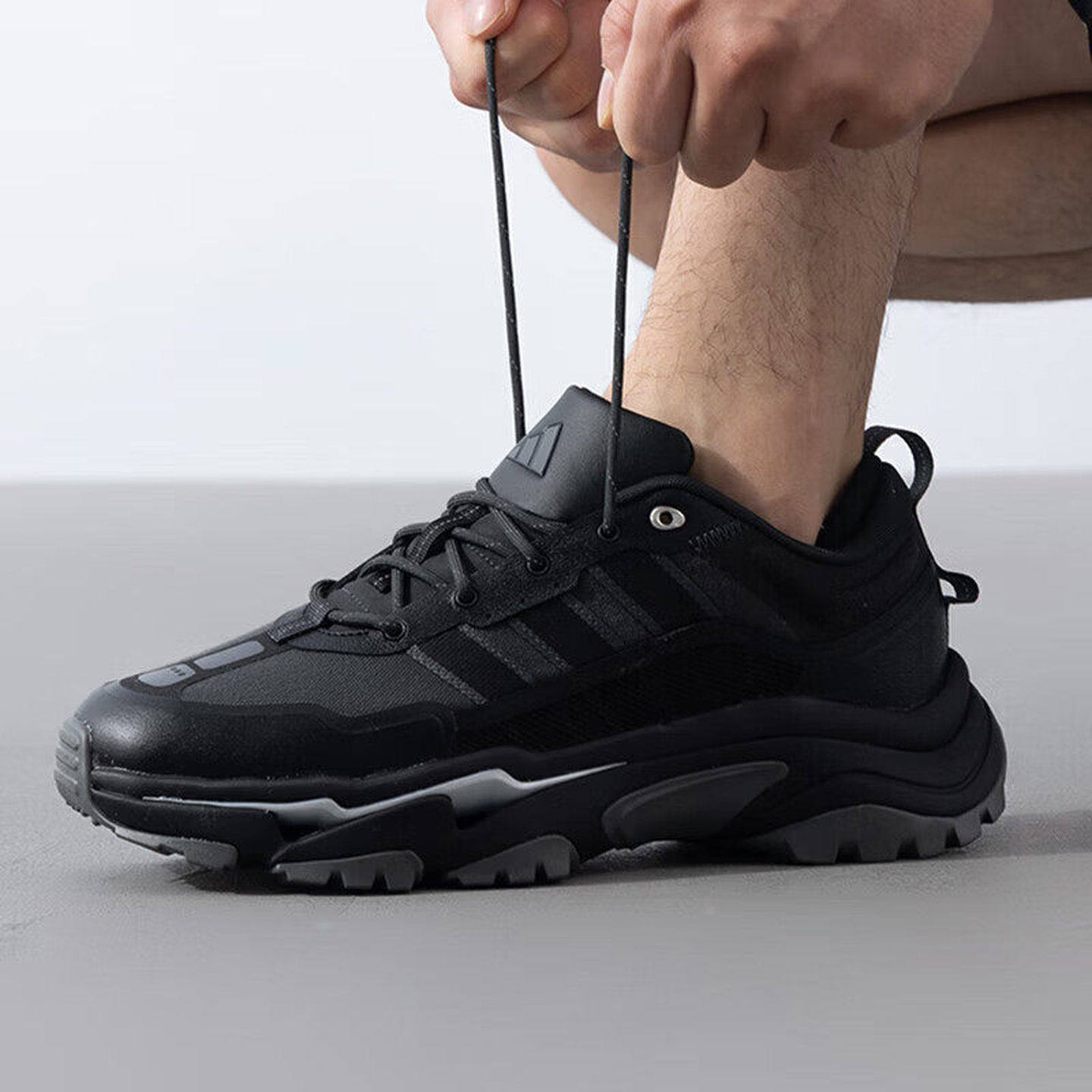 Adidas阿迪达斯跑步鞋秋冬款CITYWOW男女厚底缓震运动鞋 IH3275