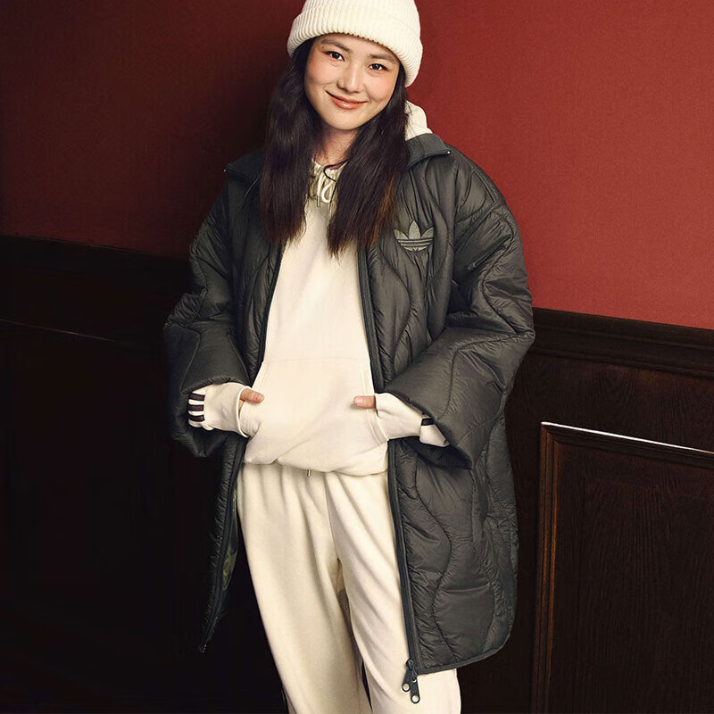 阿迪达斯女士中长款运动棉服