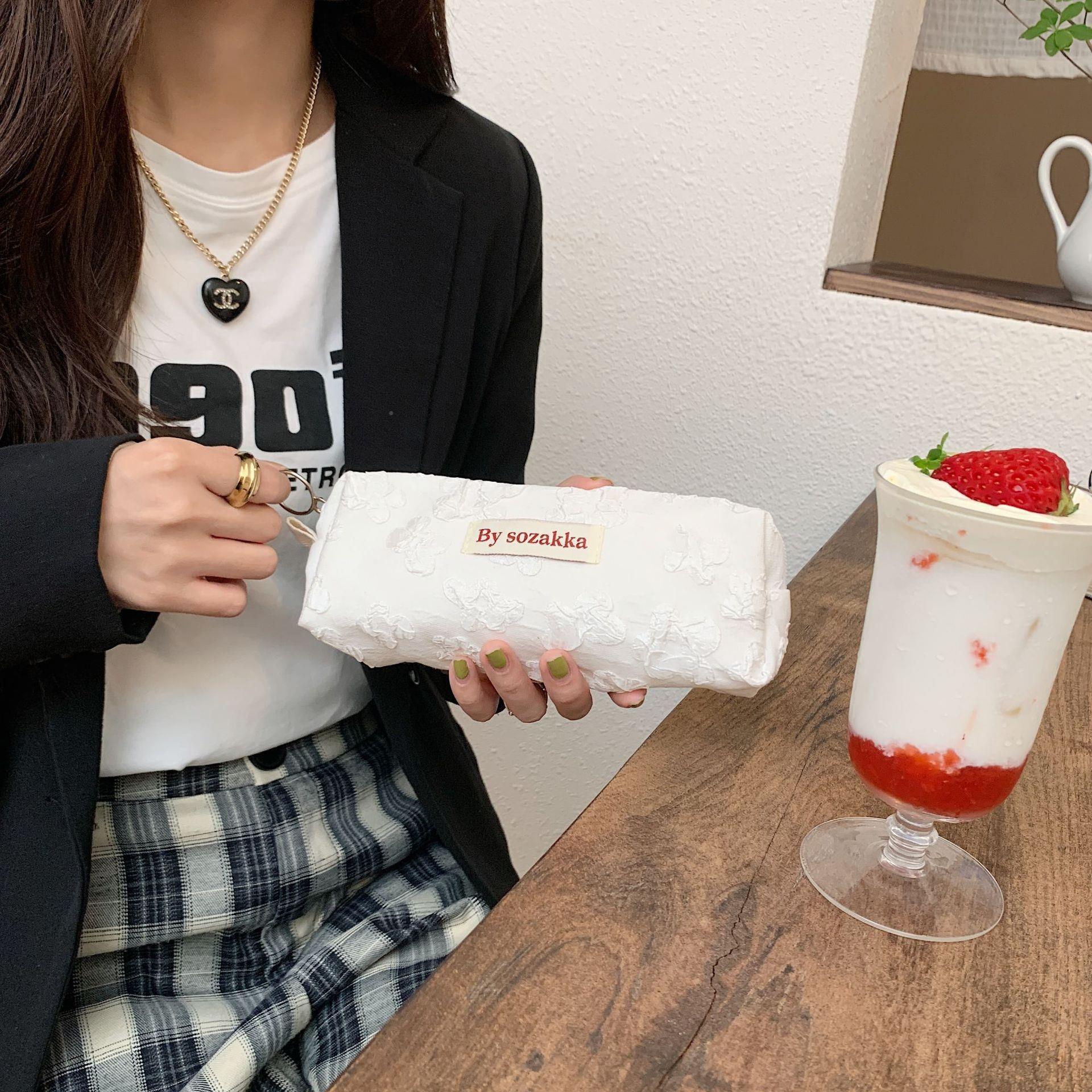 5171 2韩系小花笔袋少女心大容量具盒化妆包收纳文袋随身朵便携袋