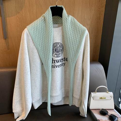 新100%wool纯羊毛镂空三角巾披肩