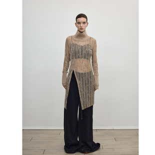 891C751Z D.定制渲染金丝系列高领上衣