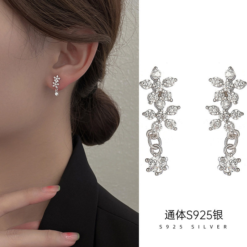 日系topwhit925银花朵锆石耳钉女韩国气质精致耳环小众设计高级