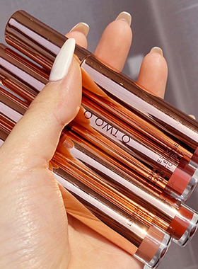 O.TWO.O唇釉防水不沾杯哑光唇彩雾面不掉色液体彩妆12色口红唇彩