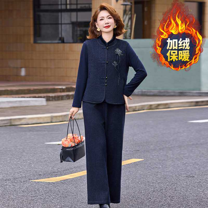 官方正品正品妈妈冬装套装加绒加厚款2026新款50多岁中年女装小香