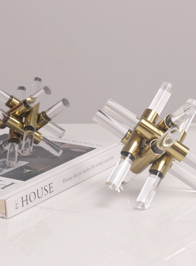 现代轻奢亚克力金属魔方金属十字架摆件样板房家居客厅玄关装饰品