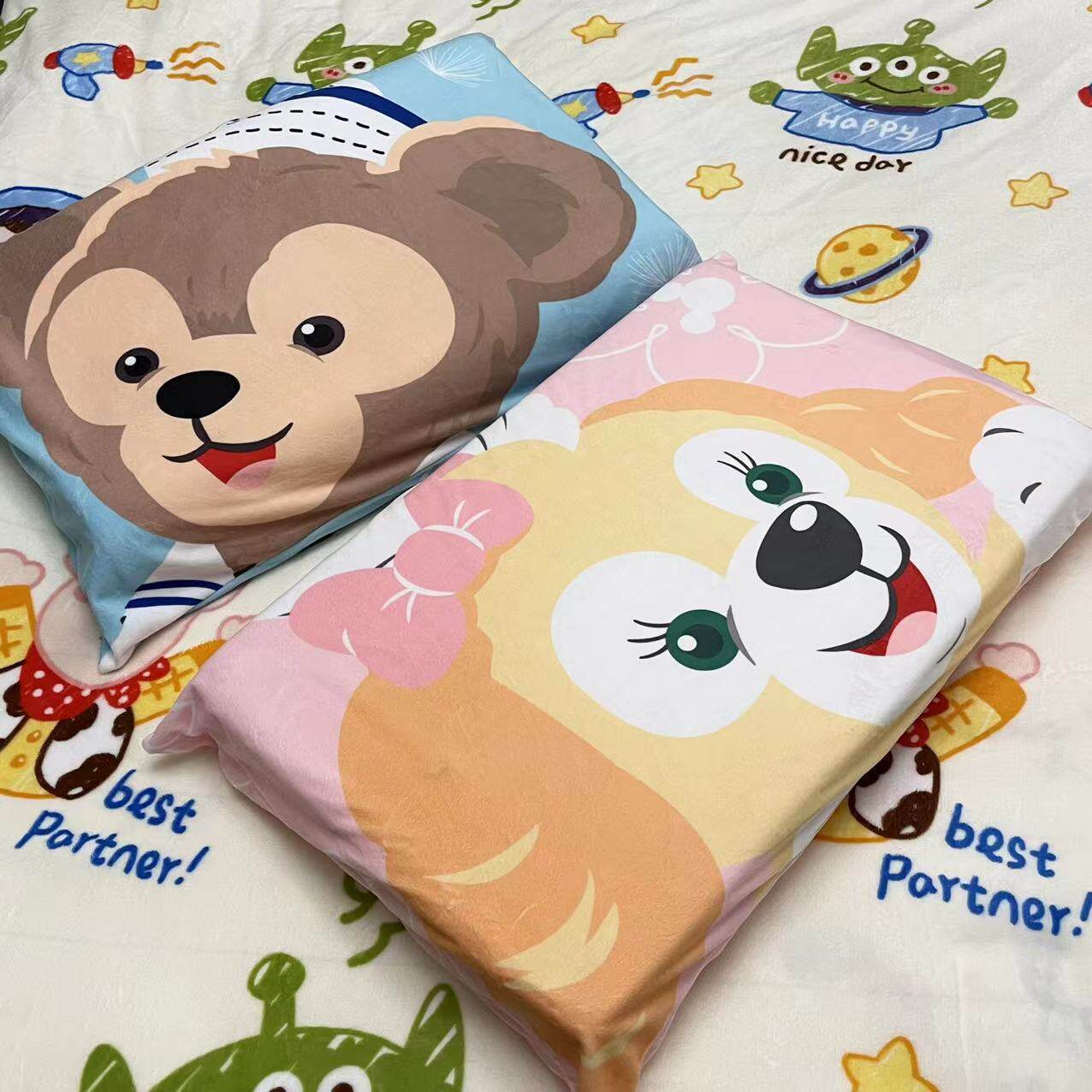 【元天家】可爱动漫卡通草莓熊三眼仔达飞熊厨师狗水晶柔情侣枕套