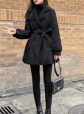 2025年新款女装冬季修身收腰中长款羽绒服女黑色西装领外套菱形格