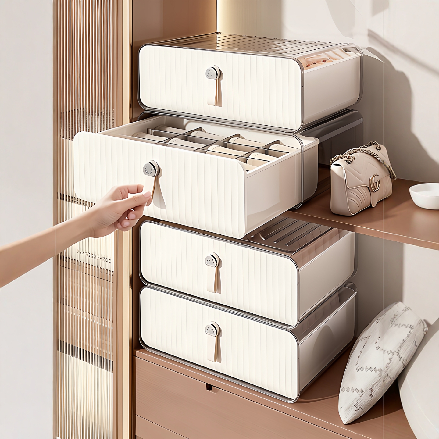 内衣内裤袜子三合一分格收纳盒