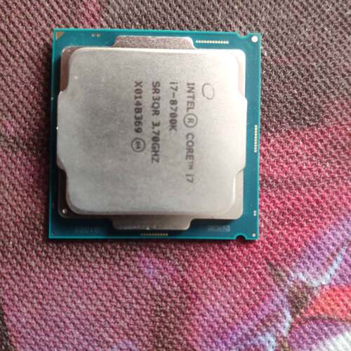 可维修i7 8700K几乎CPU，便宜转，质保期内，送风扇。议价