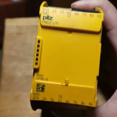 可维修皮尔兹PNOZ安全继电器S11订货号751111议价