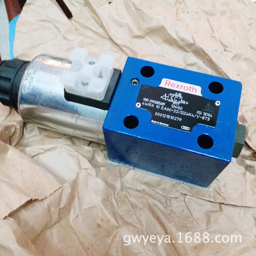 力士乐REXROTH 液压阀比例阀0811403017 4WRA10EA00 22/G24K4V