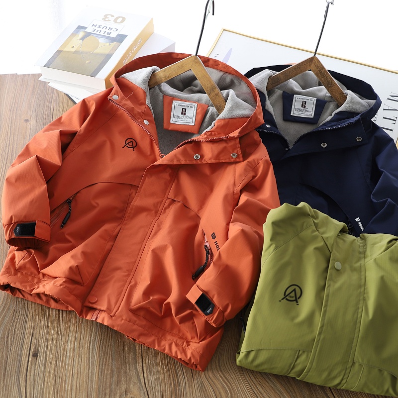 2024男童加绒连帽冲锋衣秋冬季儿童纯色拉链衫中大童加厚防风外套