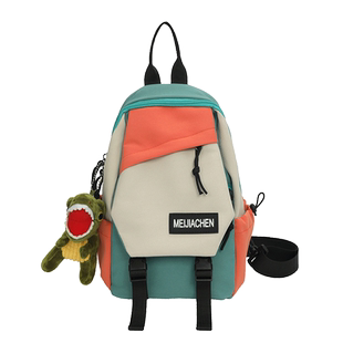 胸包男士斜挎包2025新款时尚出行轻便男生小背包女学生旅行单肩包