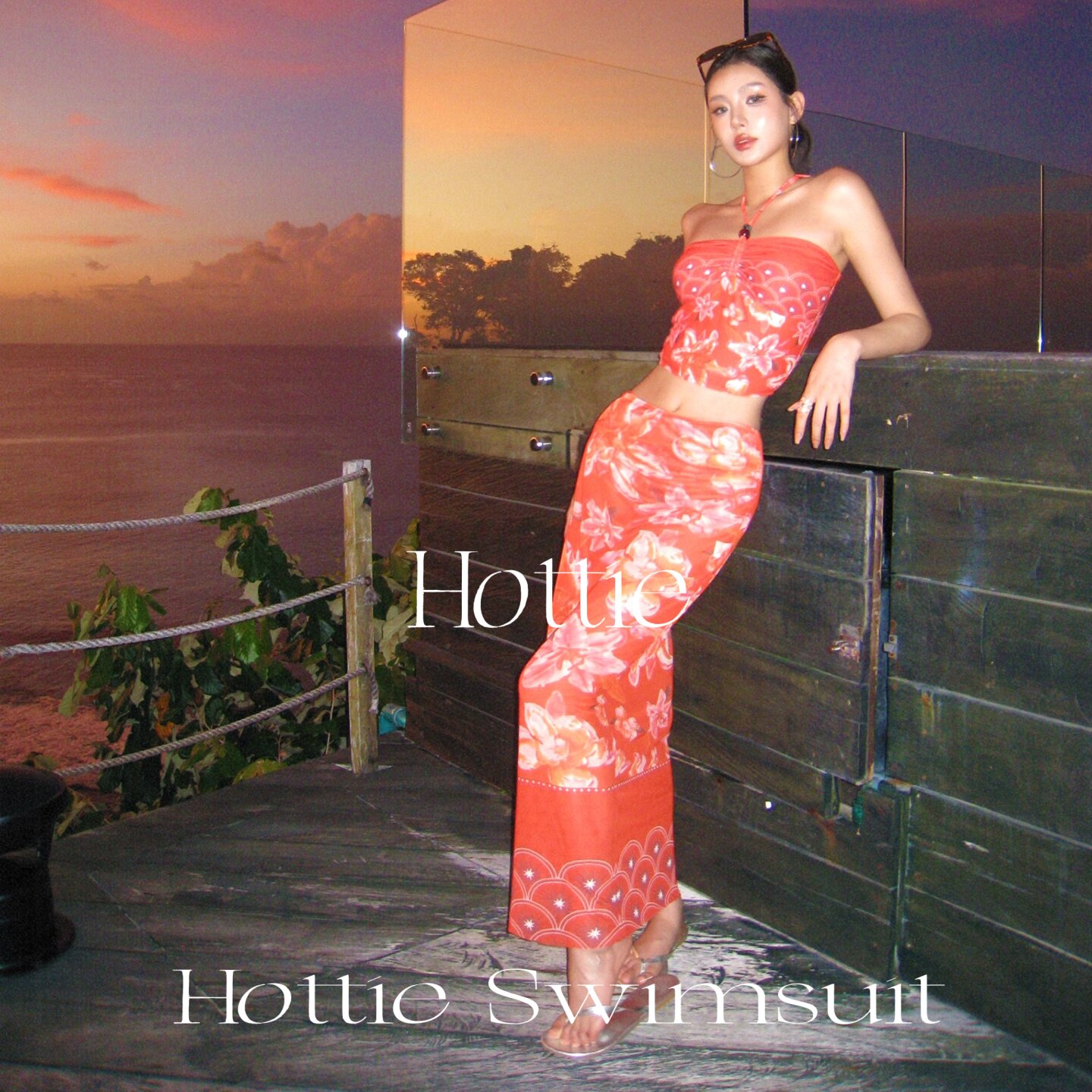 【橘色出逃】性感度假风温泉抹胸印花分体泳衣修身显瘦沙滩三件套