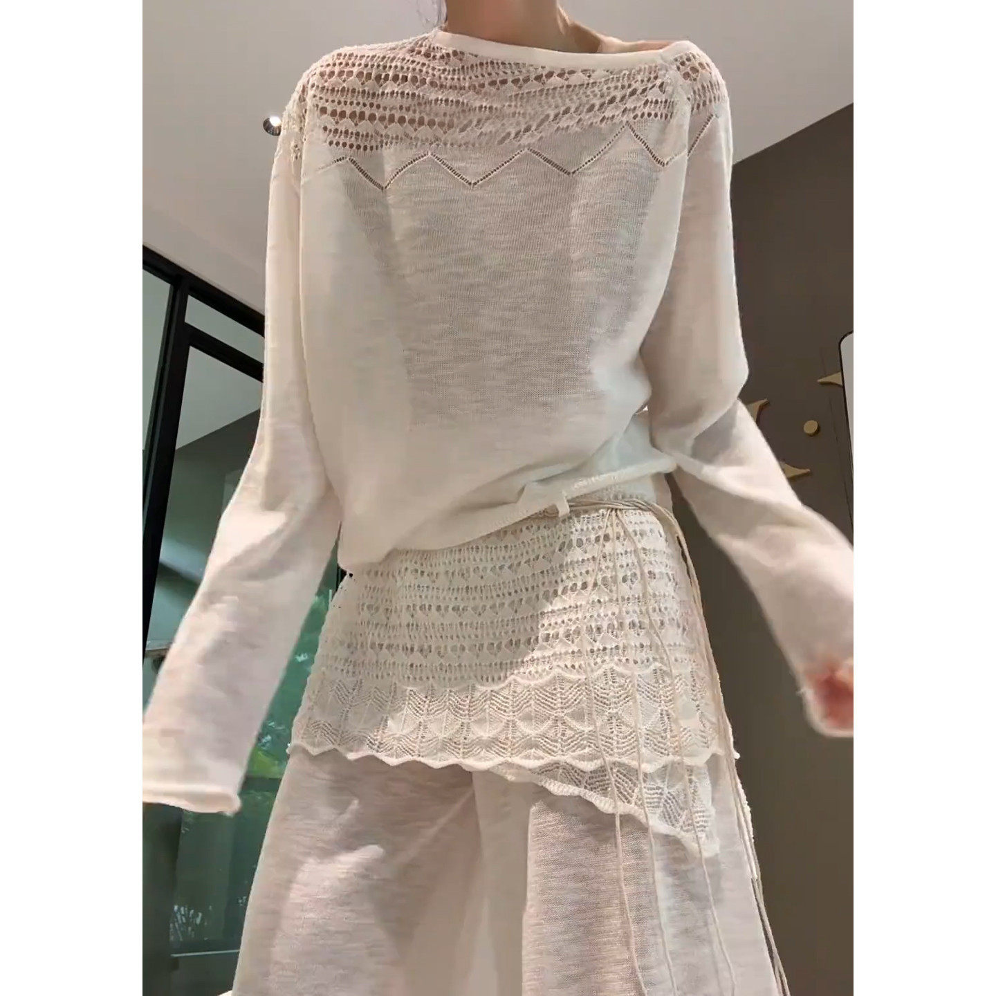 初夏独特绝美白色上衣阔腿裤两件套装女2026新款度假风穿搭一整套