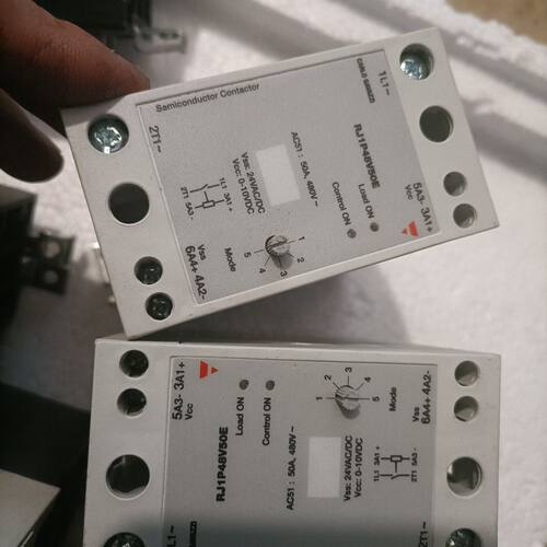 RJ1P48V50E瑞士佳乐多功能模拟量固态继电器