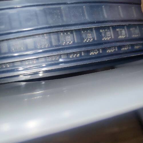PE4259-63 PE4259G-06SC70-3000C