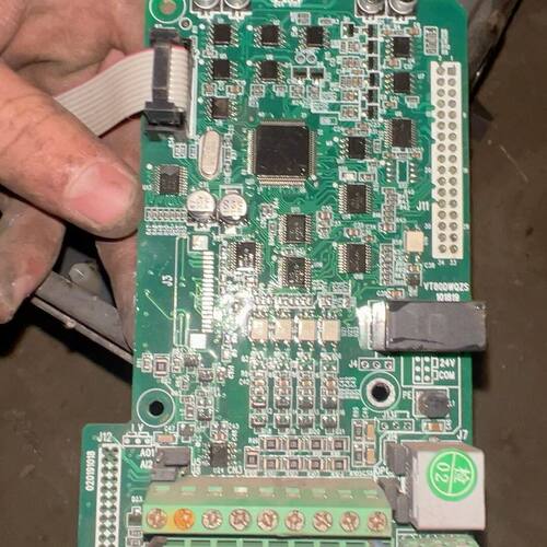 拆机GX600H-4T11G变频器主板 型号VT80DWQZ