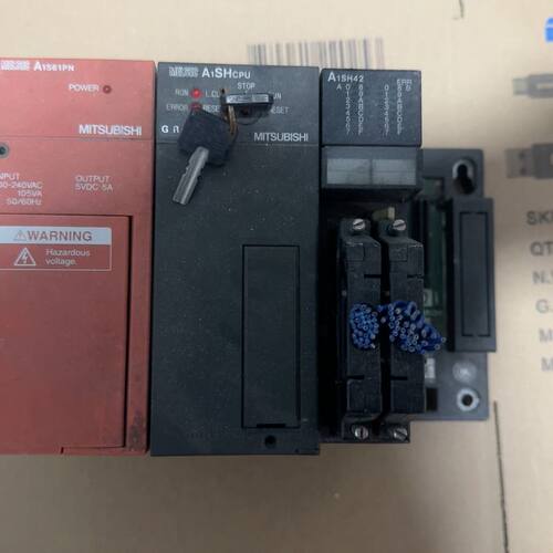 PLC套装出售！型号A1S61P 包含A1SHCPU和A