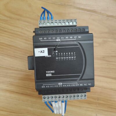 台达PLC DVP16XM211N 成色如图 正面有划痕 功