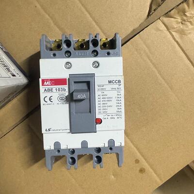 LS 断路器空气开关 ABE103B 3P40A