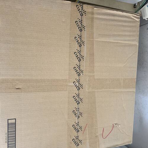 C9300-48T-E未使用一般