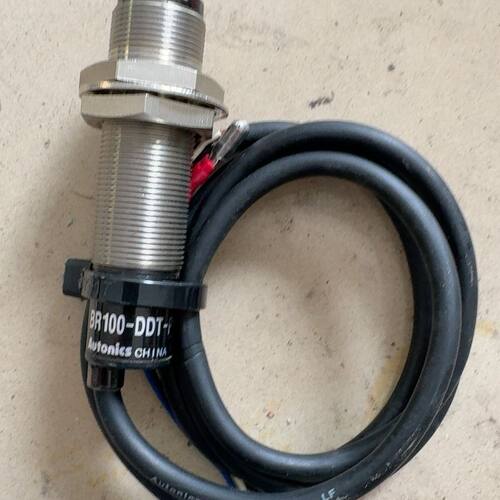 奥托尼克斯光电开关BR100-DDT-P红外感应漫反射传感