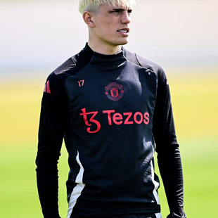 25-26曼联长袖半拉链训练出场服卫衣球衣外套成人儿童足球队服男