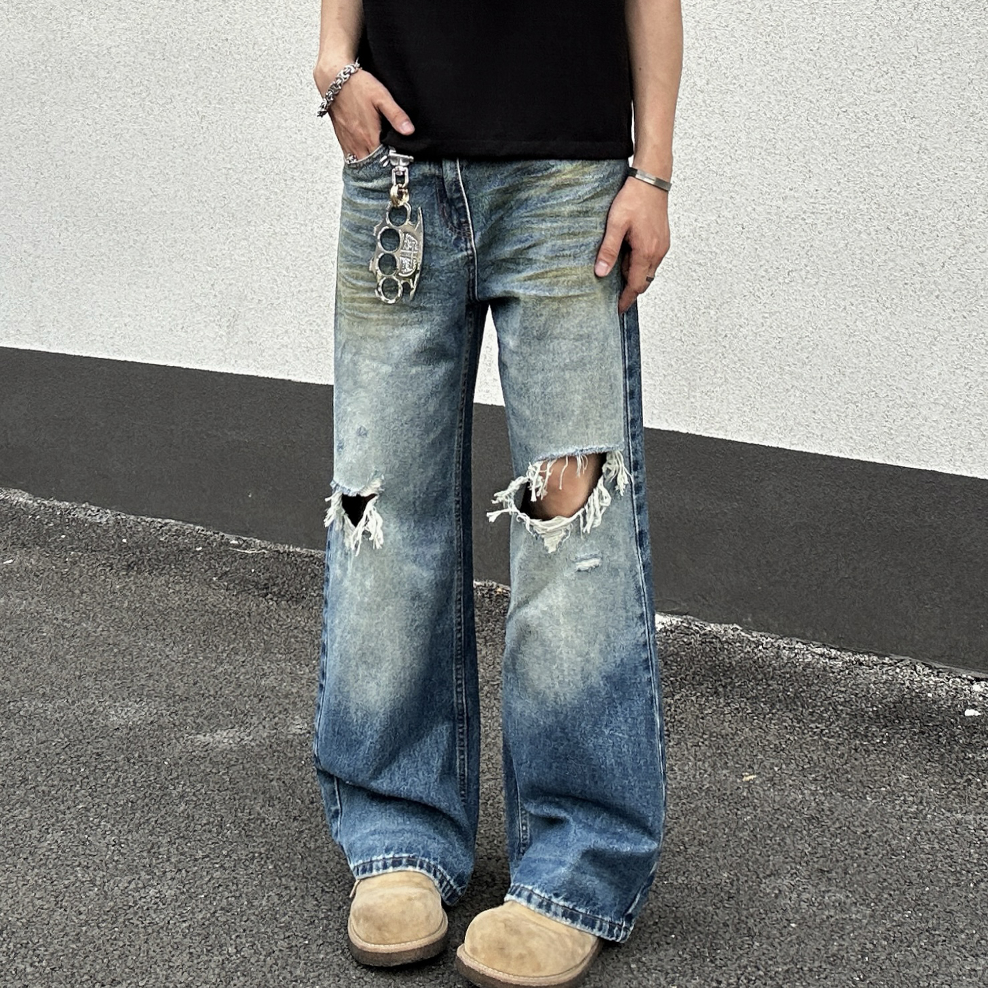 复古膝盖破洞水洗做旧牛仔裤