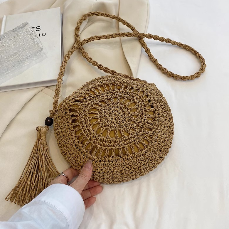 编织小包包女2025新款夏季流行草编包海边度假沙滩单肩斜挎小圆包