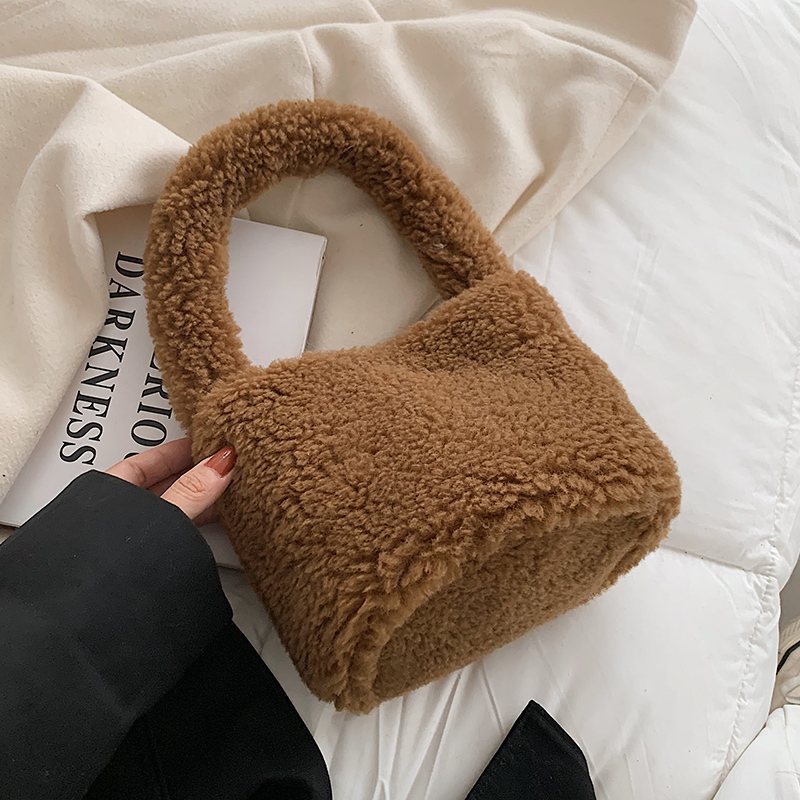 羊羔毛绒包女ins小众20新款