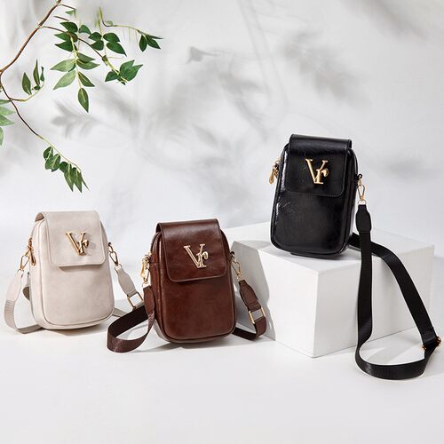 VR牌手机包2026广州包包工厂新款女士单肩包女生斜挎百搭女包bags