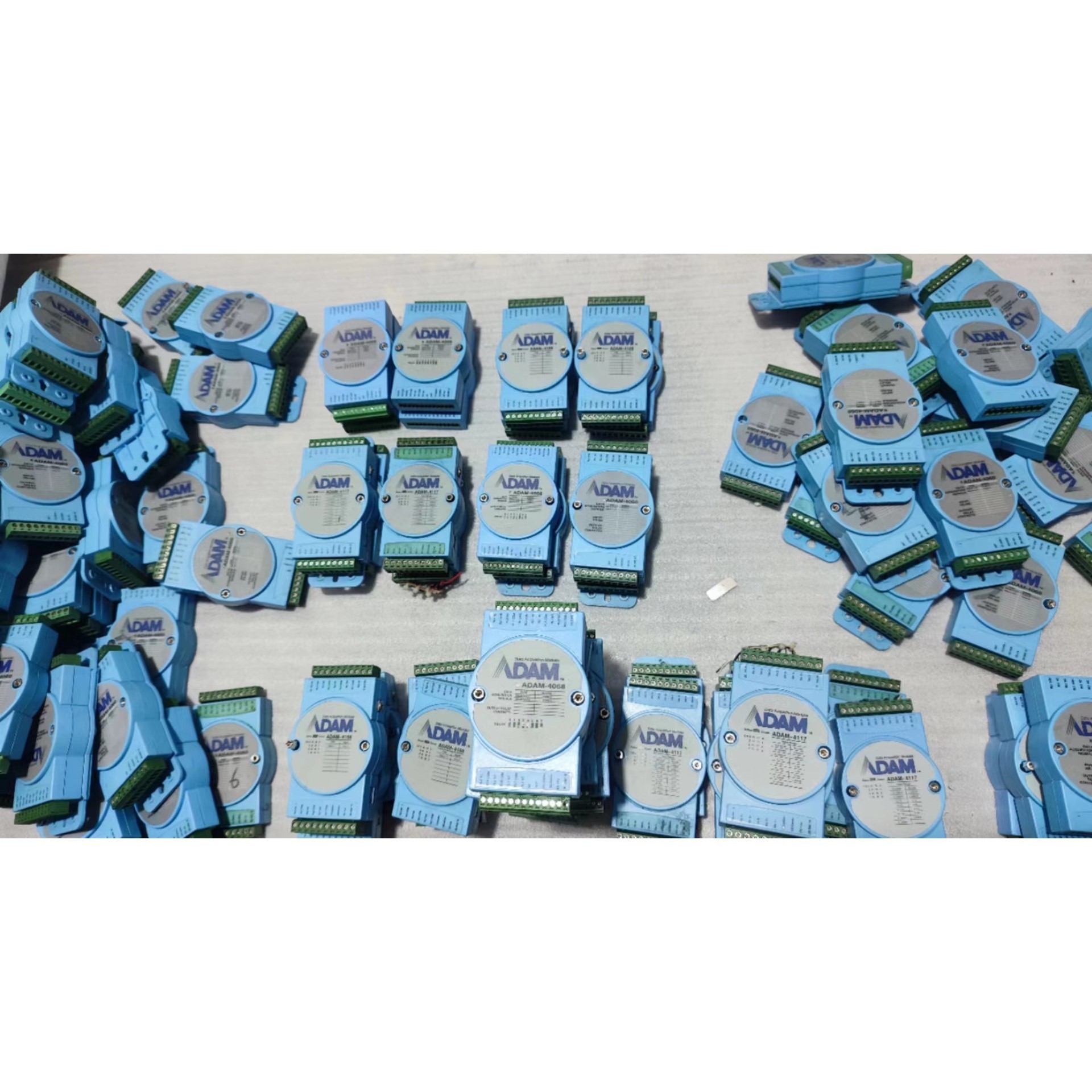 研华模块ADAM-4060,现货53个,研华模块ADAM-4议价产品