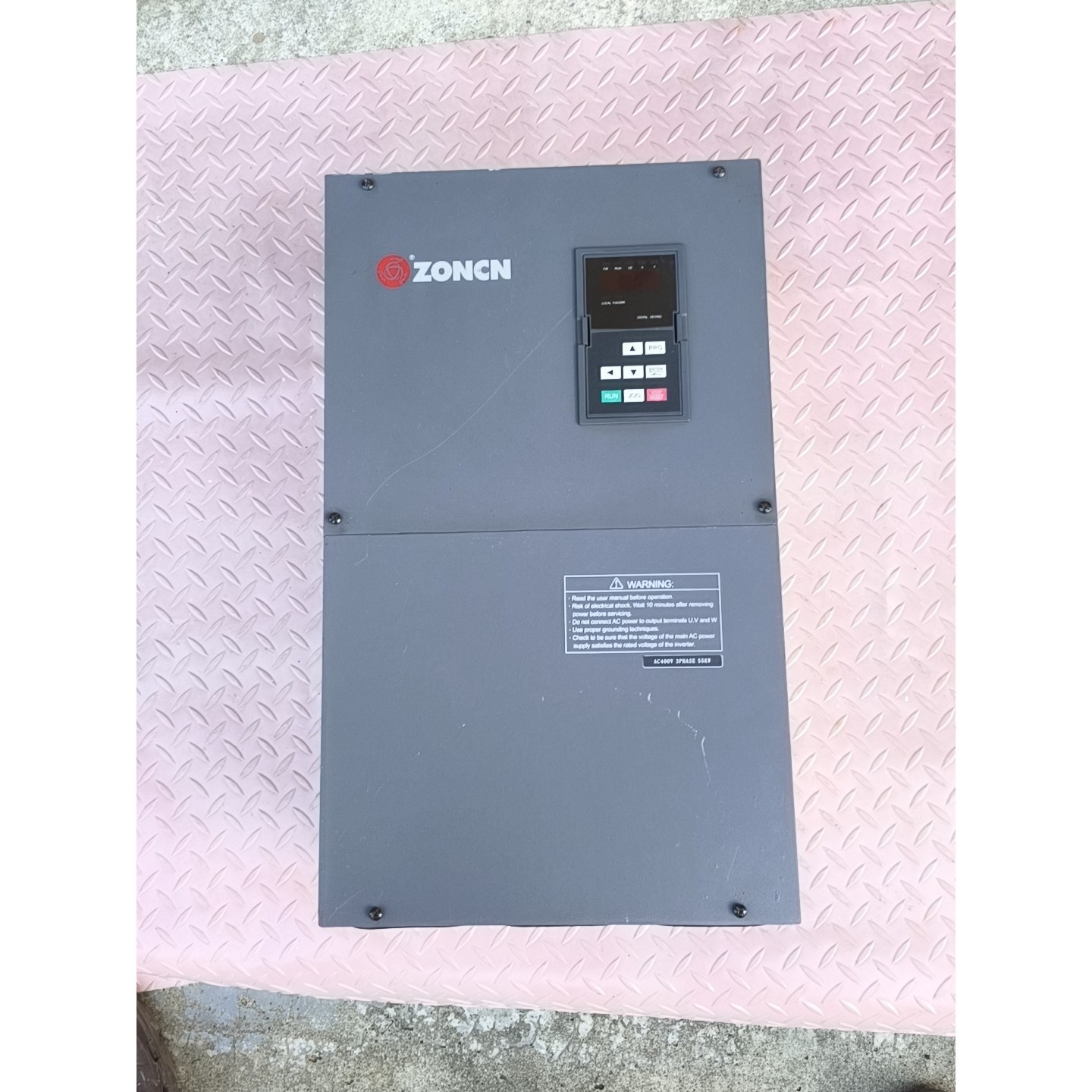 众辰变频器Z2400-55GY 55KW 380v 成色如图议价产品