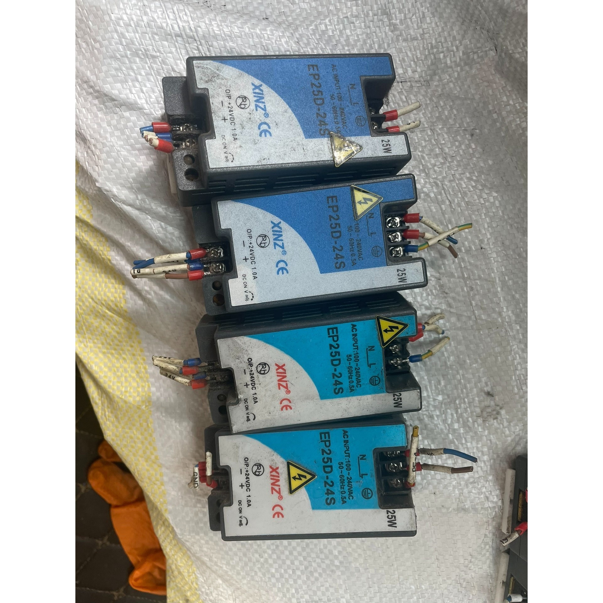 XINZ导轨式开关电源25D-24S的15块、20D-5S的