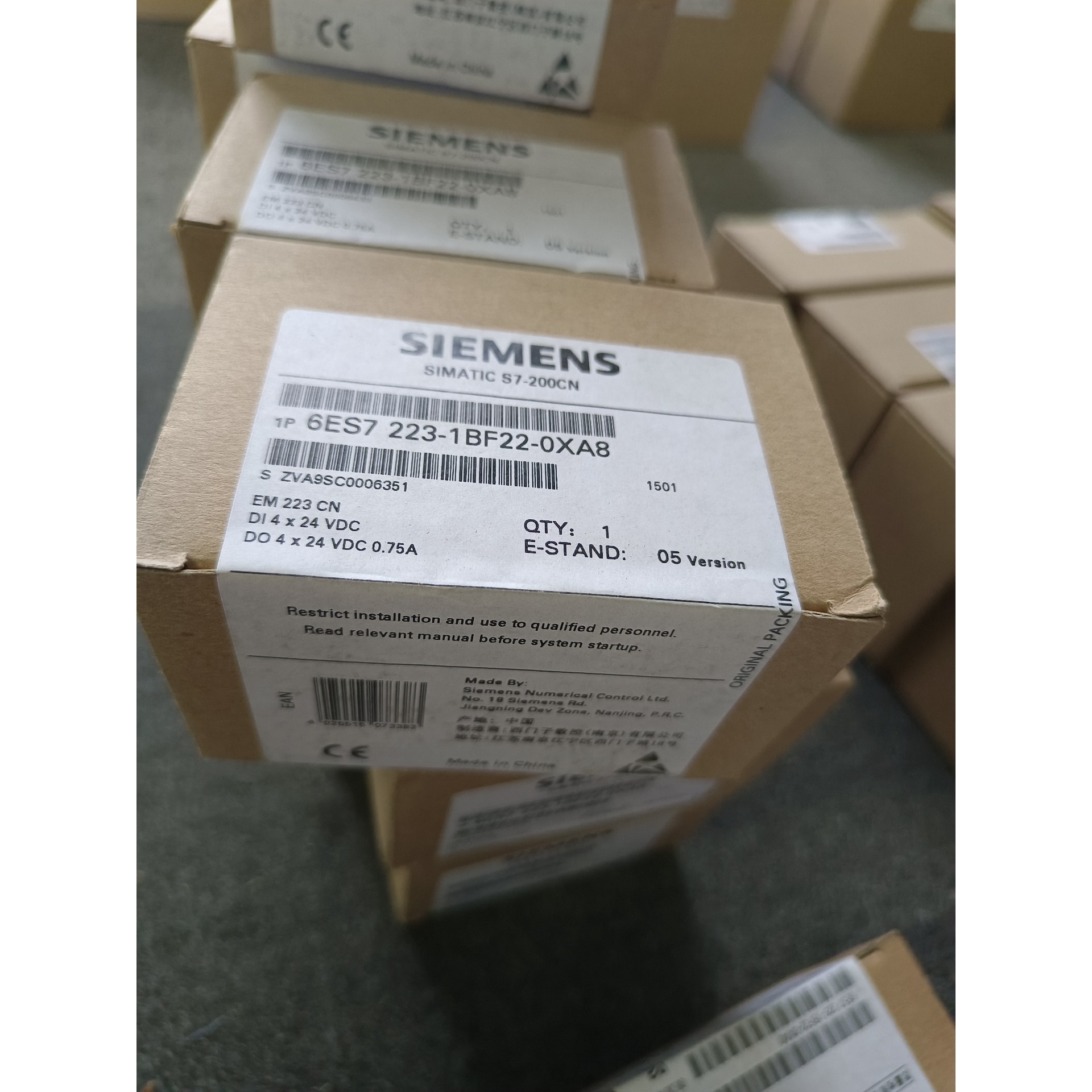 6ES7223-1BF22-0XA8全新原装正品实物图现货秒议价产品