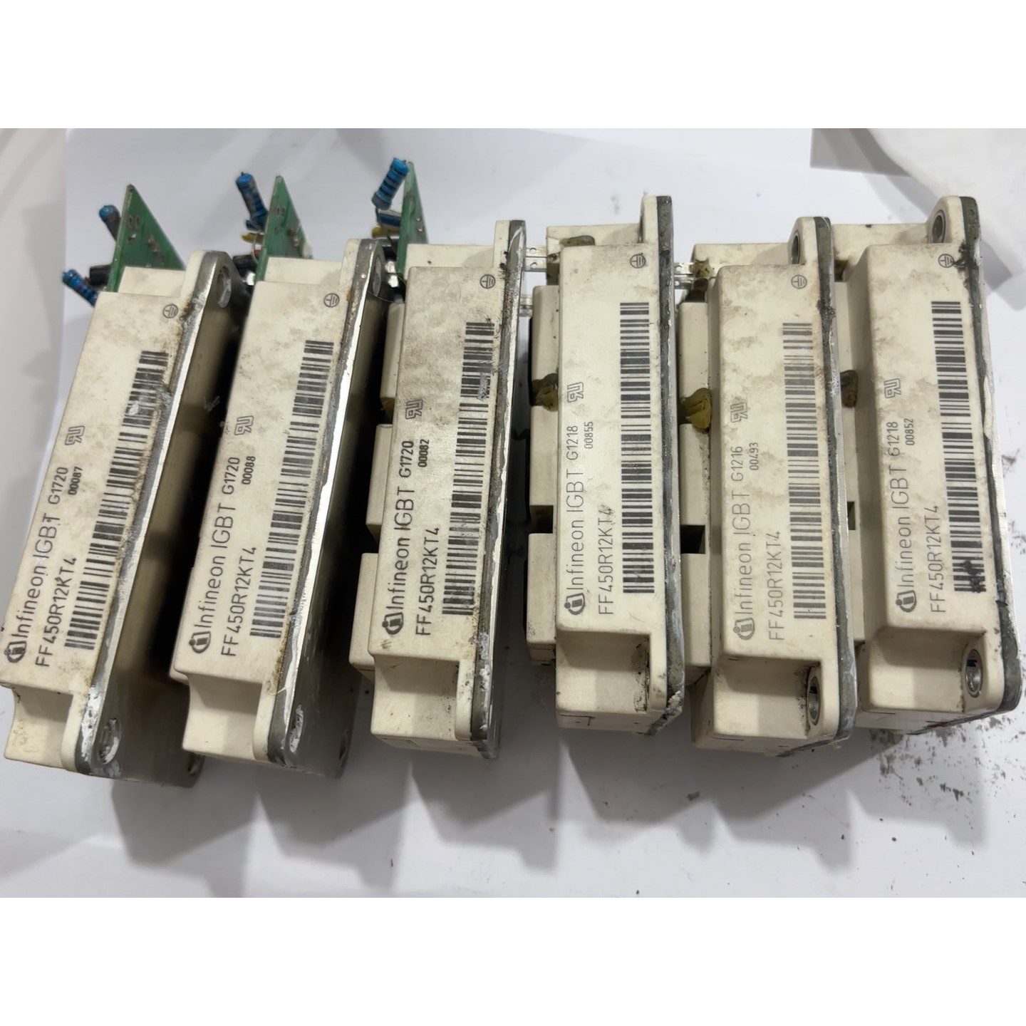 FF450R12KT4漂亮 质量保证包上机 包好议价产品