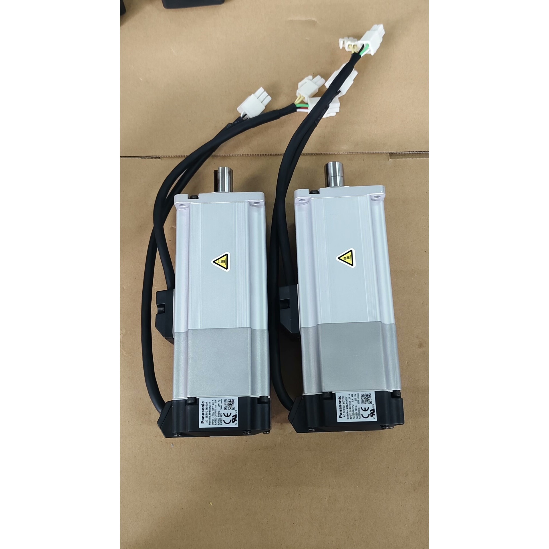 95新A5伺服电机400W带刹车,MHMJ042G1V,议价产品