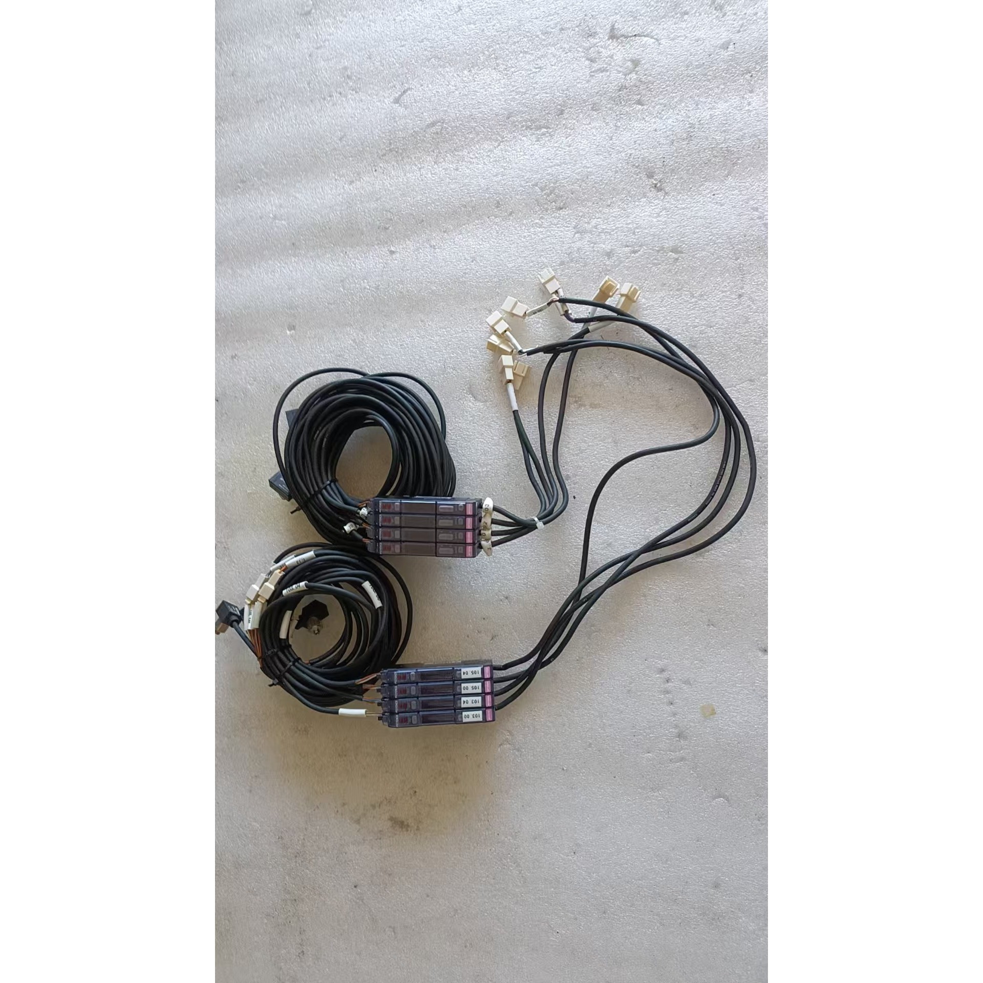 AP-V41A与 AP-V42A光电开关 KEYENCE基恩议价产品